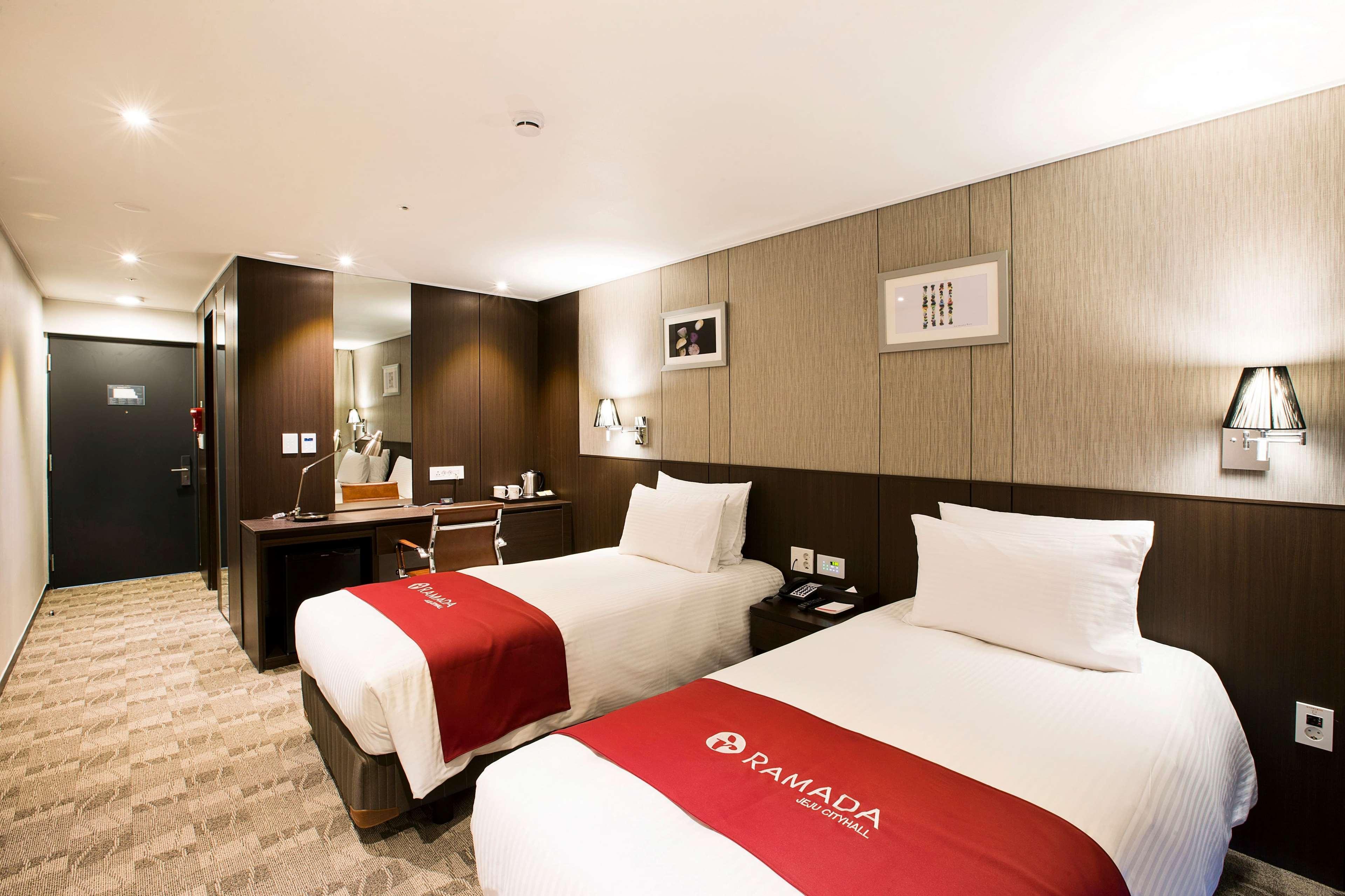 Ramada By Wyndham Jeju City Hall Luaran gambar